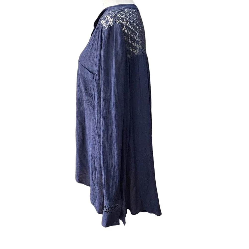 Free people navy blue back embroidered lace back panel size medium